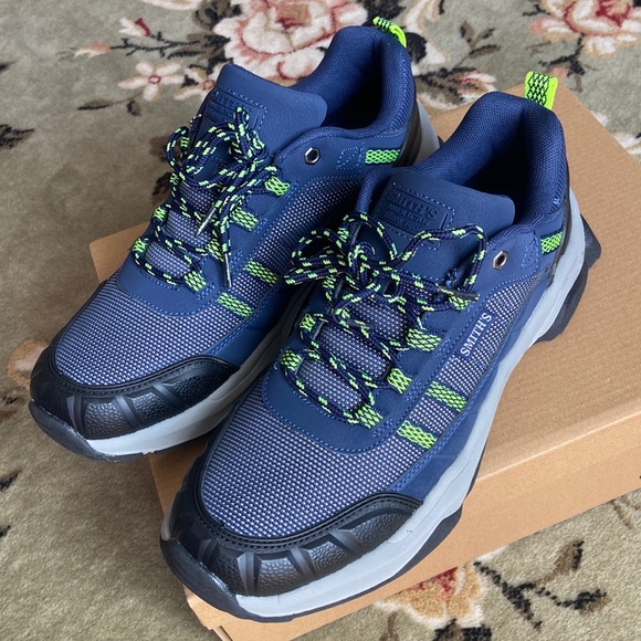 Smith’s hiking sneakers - Picture 7 of 15